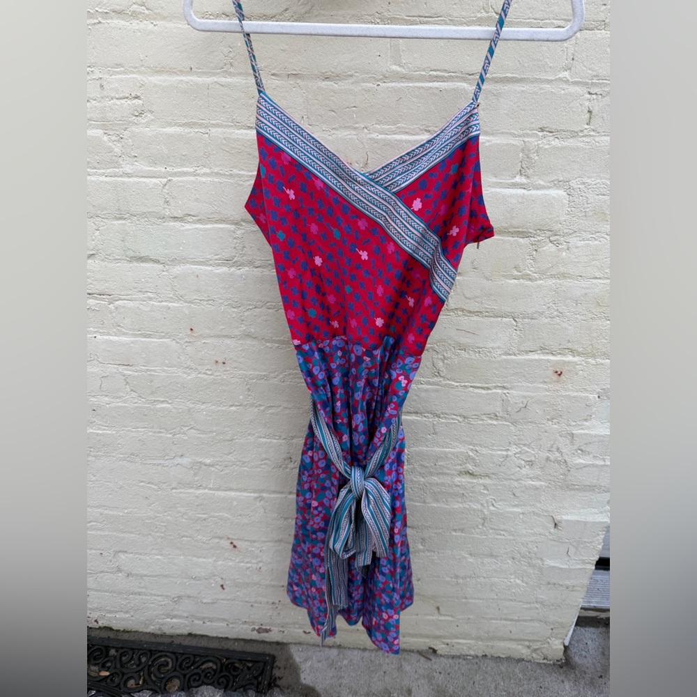 Absolutely gorgeous scrappy Marc Jacobs dress excellent co dition
